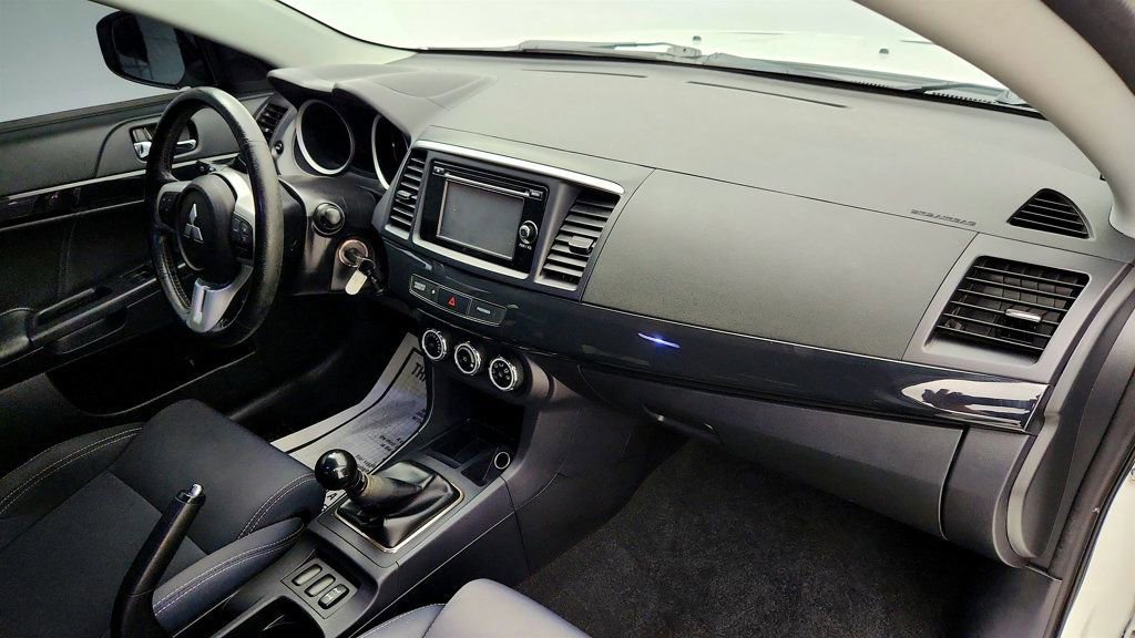 Used 2015 Mitsubishi Lancer Evolution GSR image 22