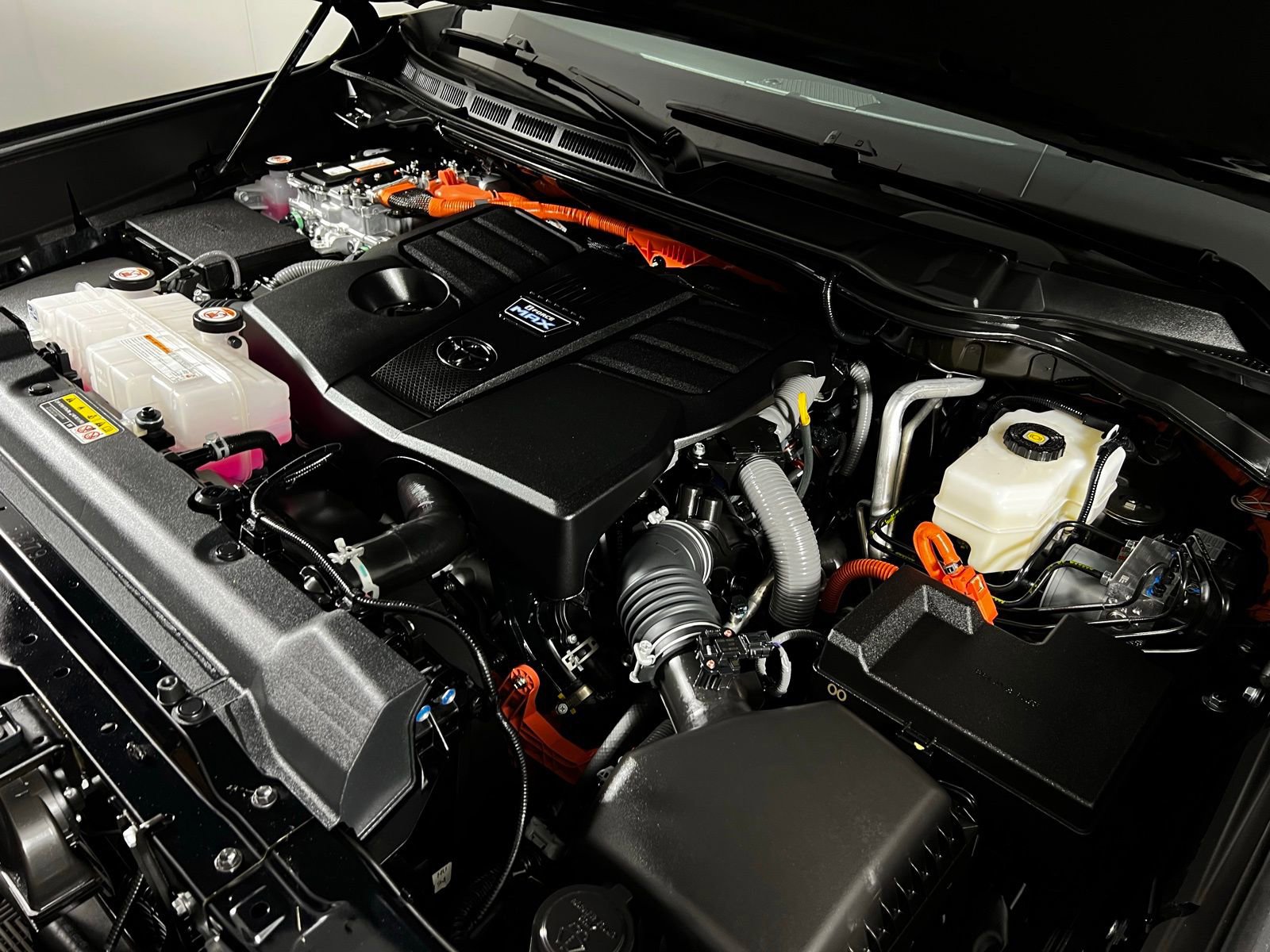 Certified 2025 Toyota Sequoia SR5 image 11