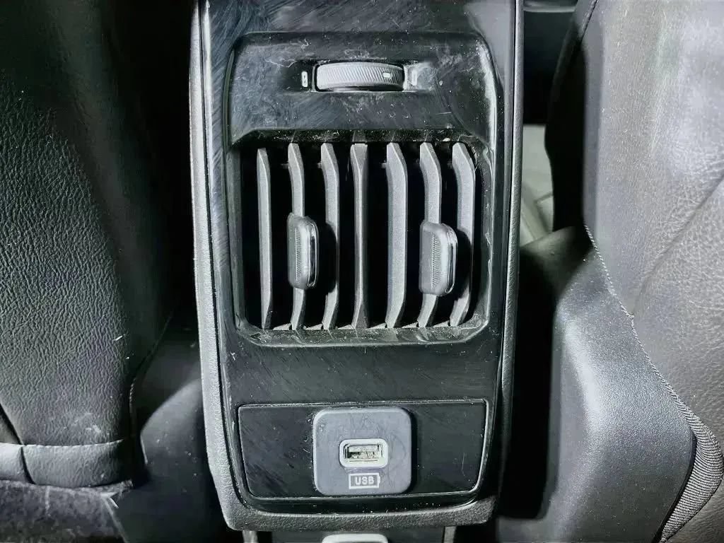Used 2022 Jeep Compass Limited AWD/4WD image 90