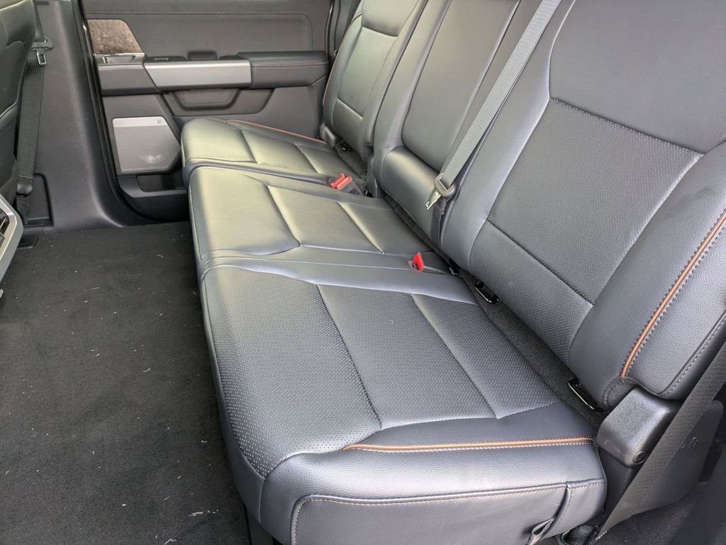 New 2026 Ford F250 Lariat image 25