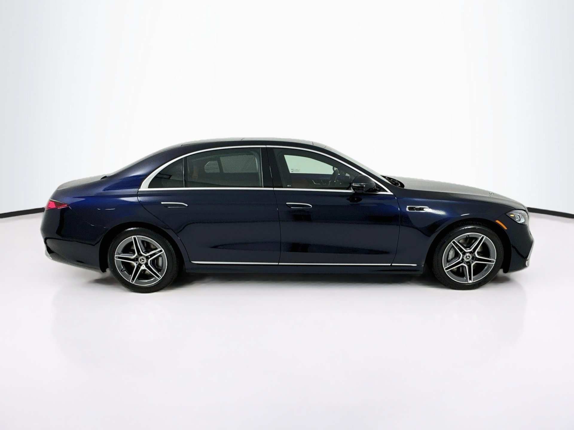 New 2027 Mercedes-Benz S 580 4MATIC Sedan image 9