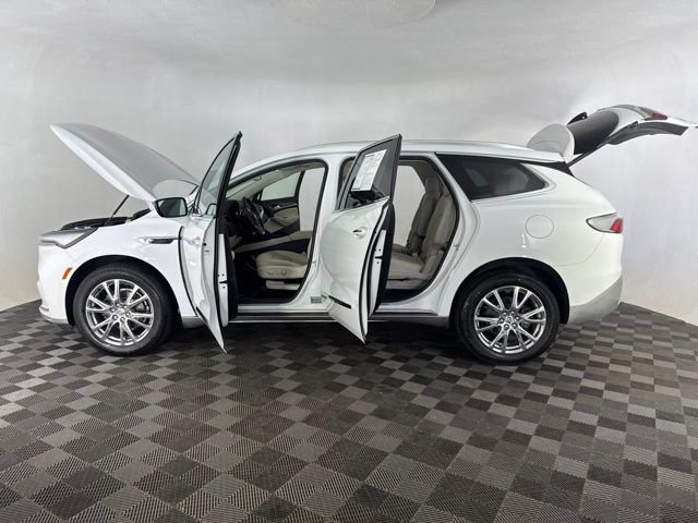 Used 2023 Buick Enclave Essence w/ Experience Buick Package AWD/4WD image 11