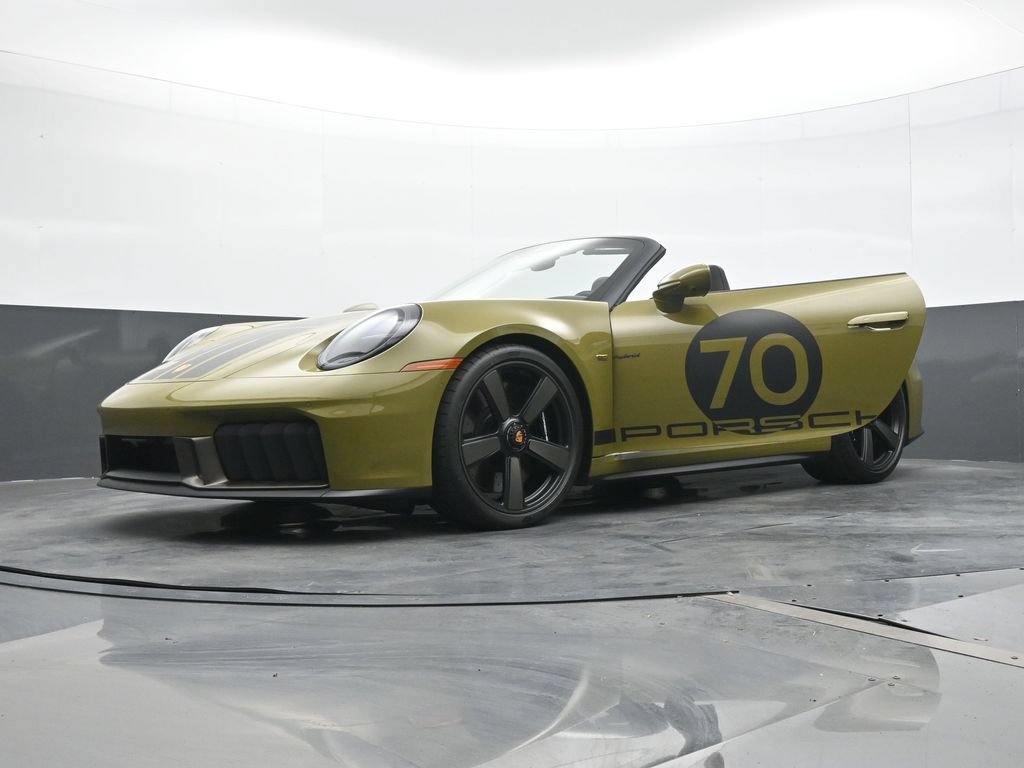 Certified 2026 Porsche 911 Carrera GTS RWD image 27