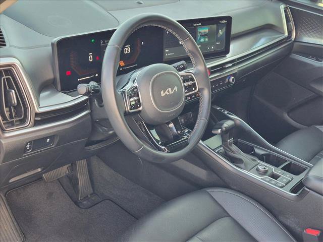 Used 2025 Kia Sorento S w/ Panoramic Sunroof Package FWD image 10