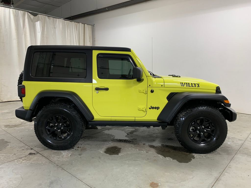 Used 2023 Jeep Wrangler Willys image 24
