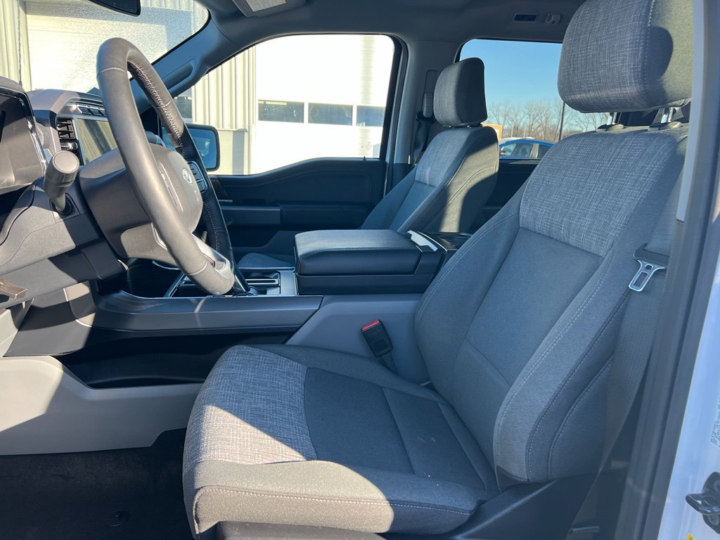 Used 2023 Ford F150 Lightning XLT w/ Equipment Group 312A High image 5