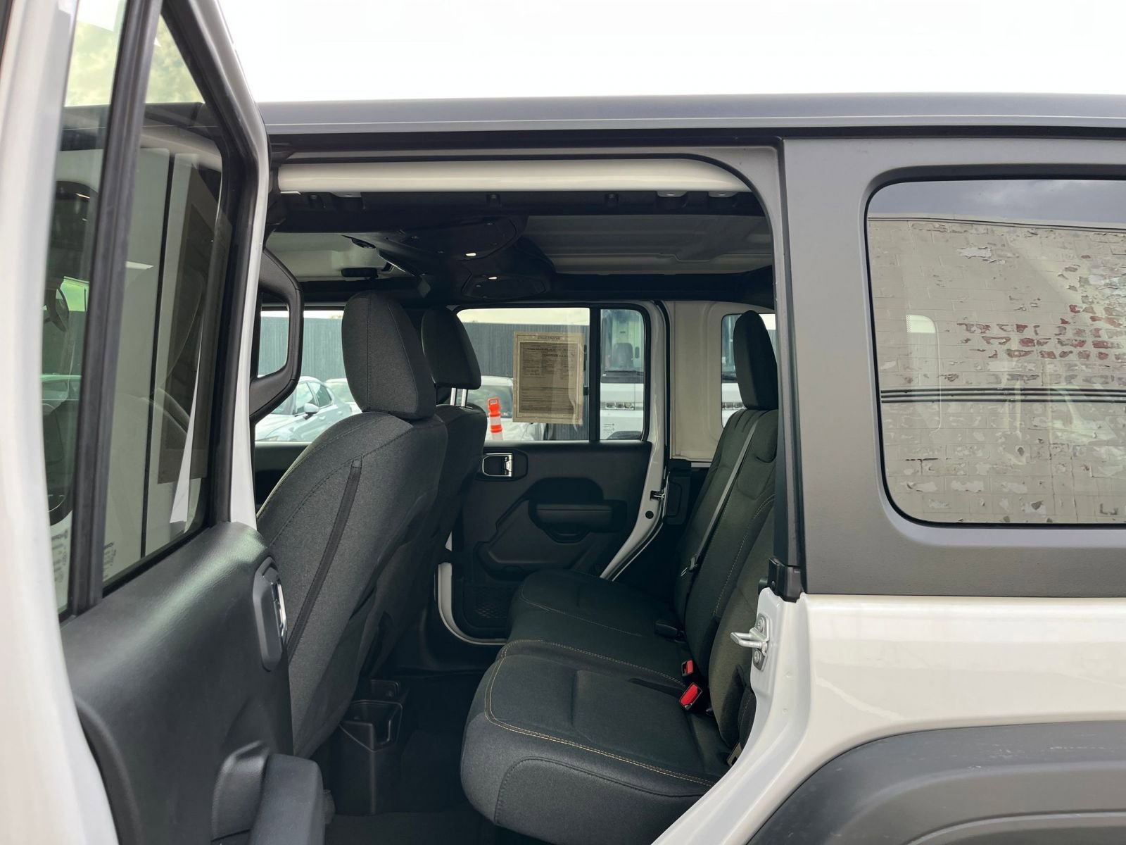 Used 2025 Jeep Wrangler Sport S image 25