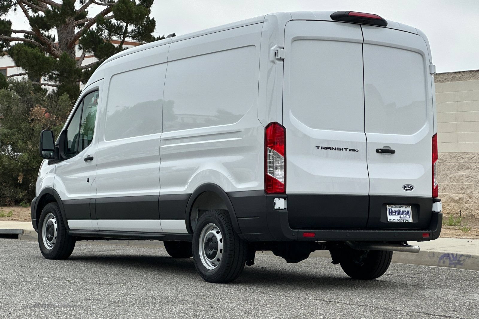 New 2026 Ford Transit 250 148 Medium Roof RWD image 6