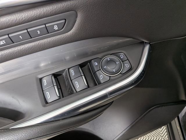 Certified 2025 Cadillac XT4 Premium Luxury FWD image 12