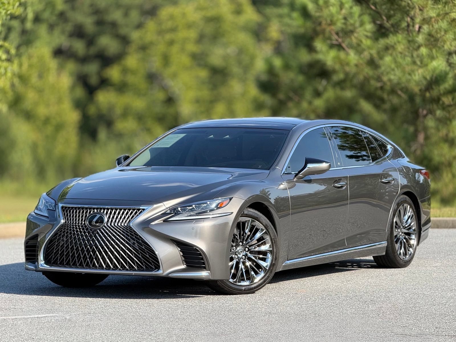 Used 2018 Lexus LS 500 w/ Interior Upgrade Package RWD image 8