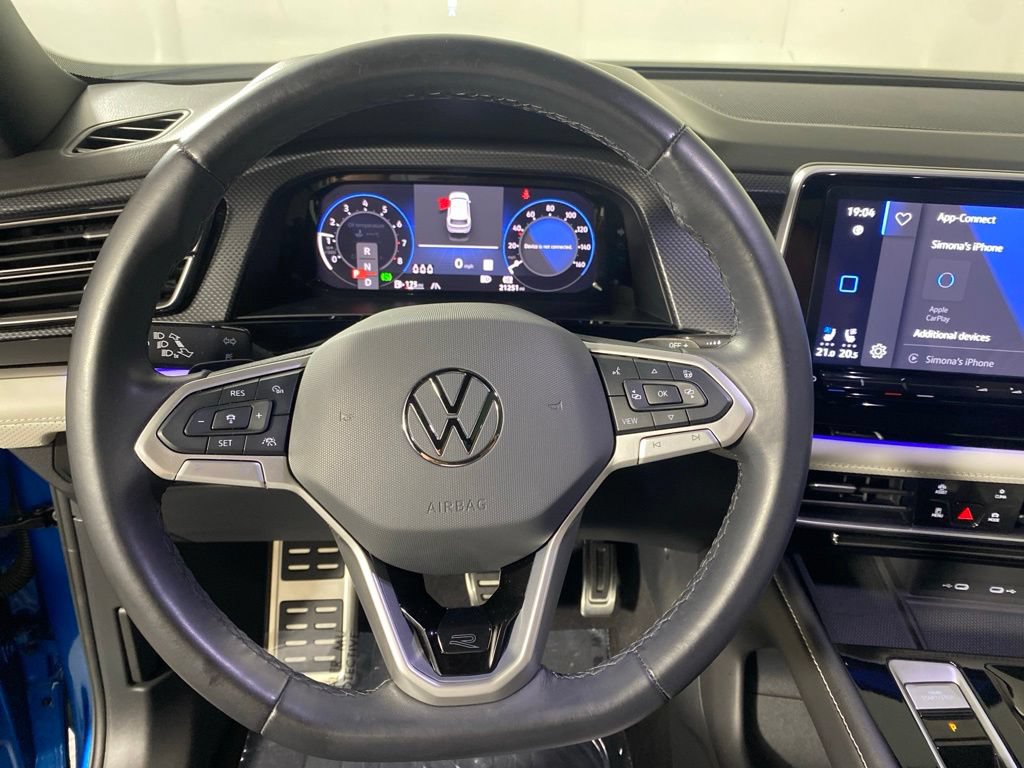Used 2024 Volkswagen Atlas Cross Sport SEL Premium R-Line AWD/4WD image 15