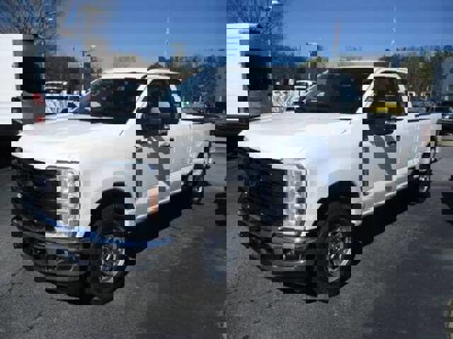 New 2025 Ford F250 XL w/ XL Chrome Package