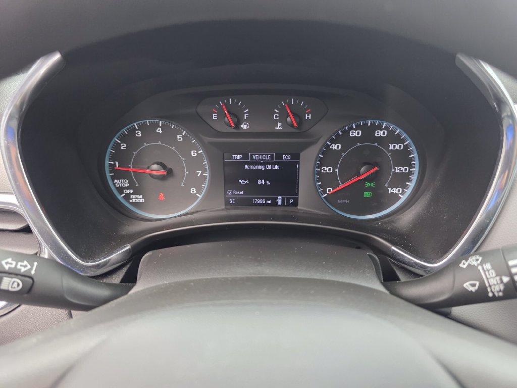 Used 2023 Chevrolet Equinox LS w/ Driver Confidence II Package FWD image 20