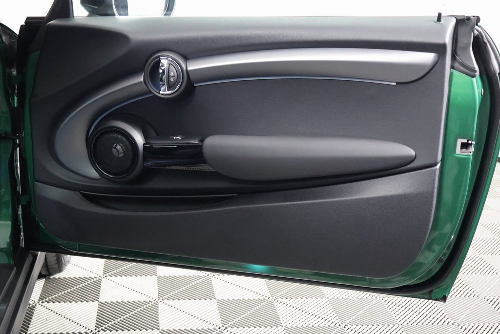 Used 2024 MINI Cooper SE FWD image 13