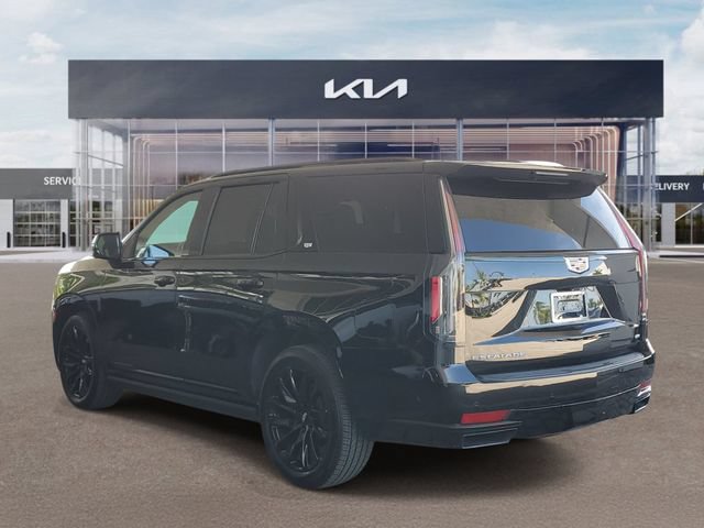 Used 2023 Cadillac Escalade Sport Platinum w/ LPO, ONYX Package AWD/4WD image 4
