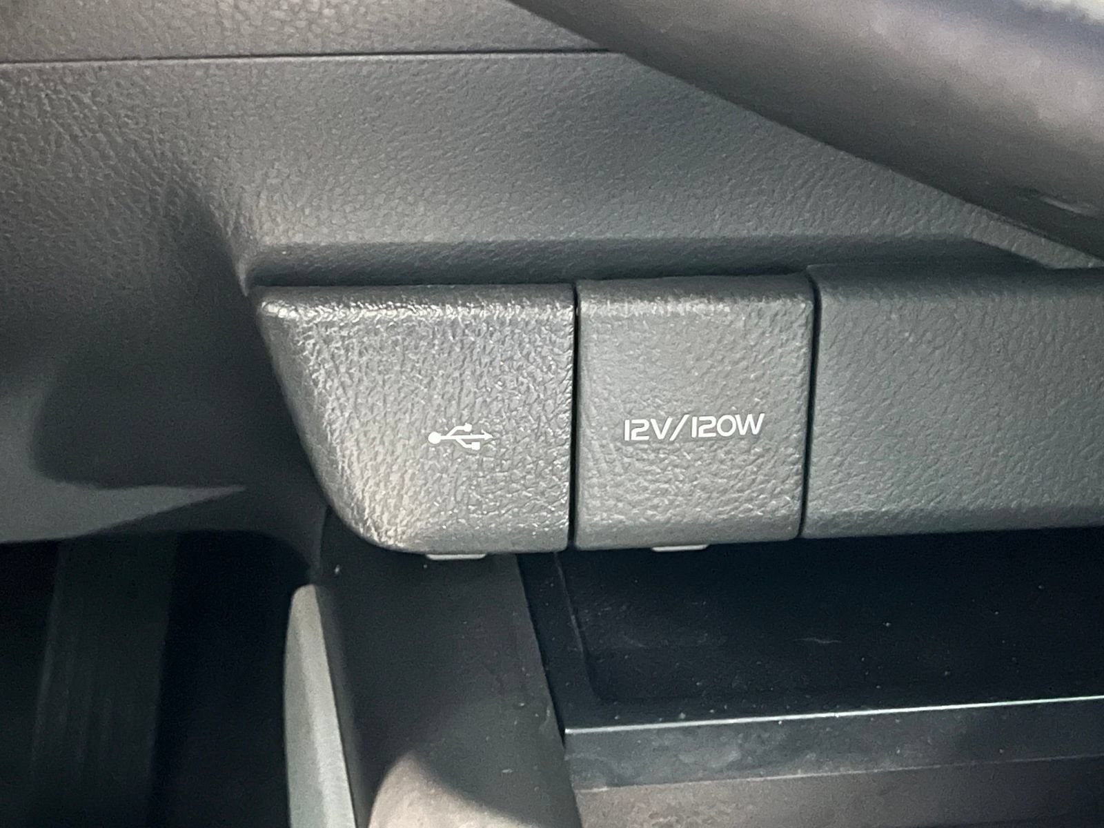 Used 2024 Toyota Camry LE FWD image 21