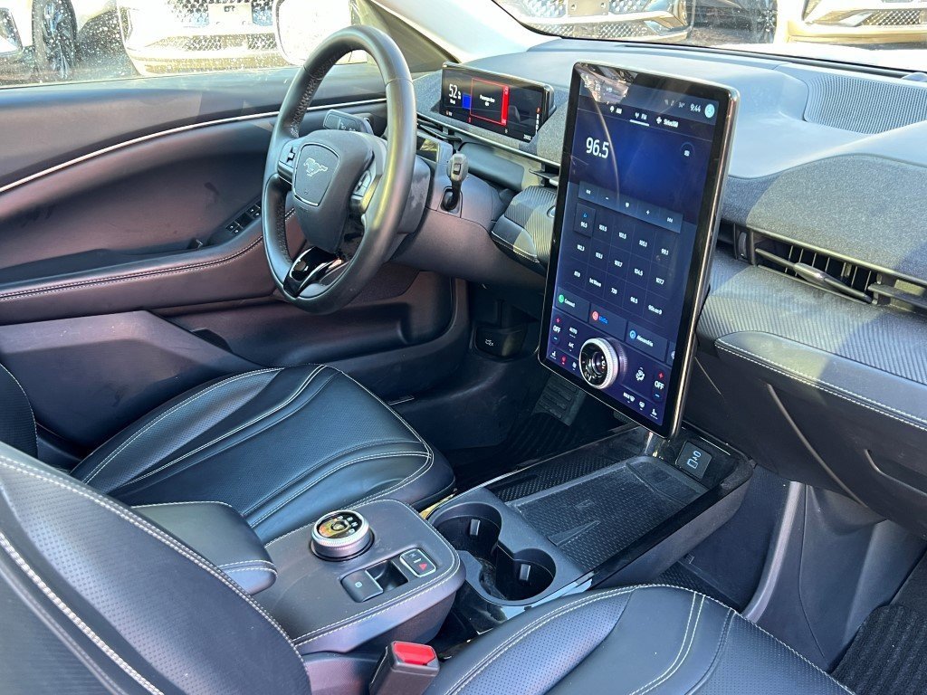Used 2023 Ford Mustang Mach-E Premium image 12