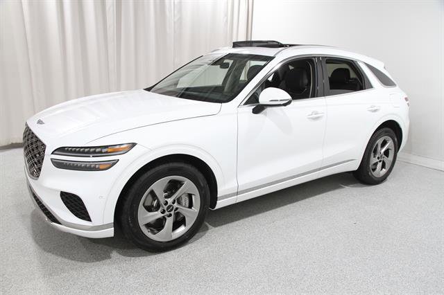 Used 2026 Genesis GV70 2.5T Advanced image 3