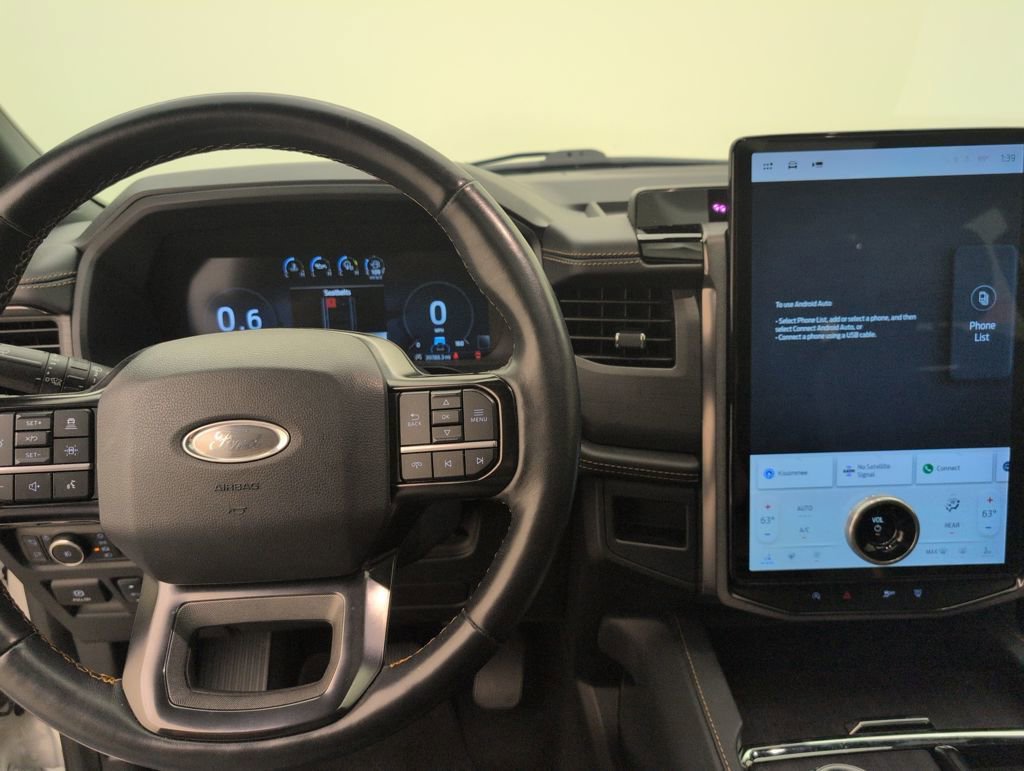 Used 2023 Ford Expedition Platinum image 19