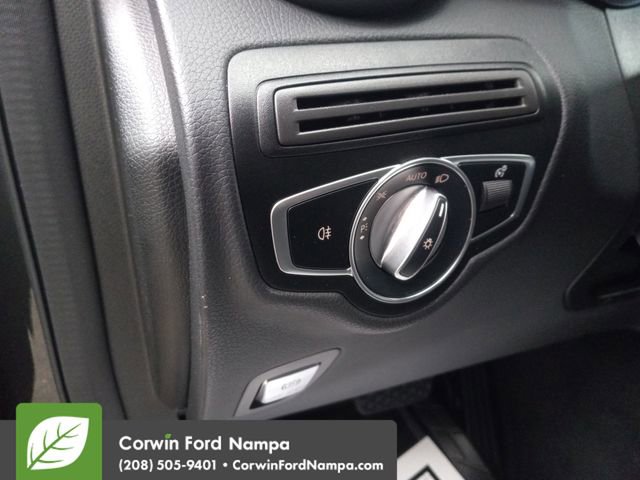 Used 2022 Mercedes-Benz GLC 300 4MATIC image 13