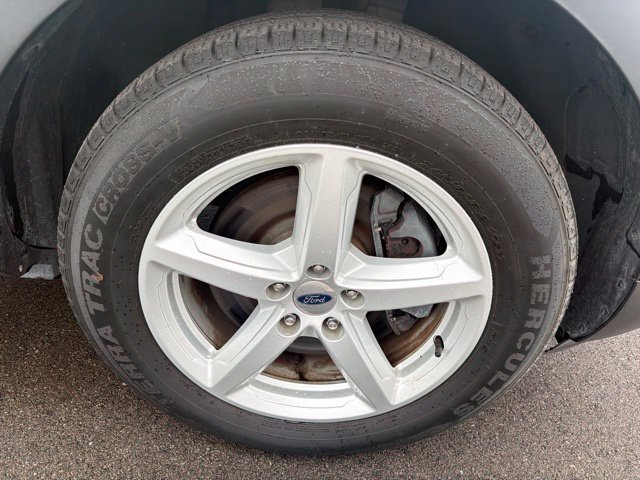 Used 2018 Ford Explorer XLT w/ Equipment Group 202A FWD image 4