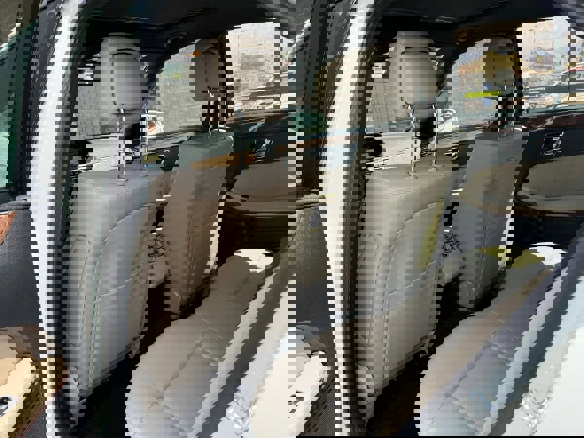 Used 2011 Mercedes-Benz E 350 Sport image 43