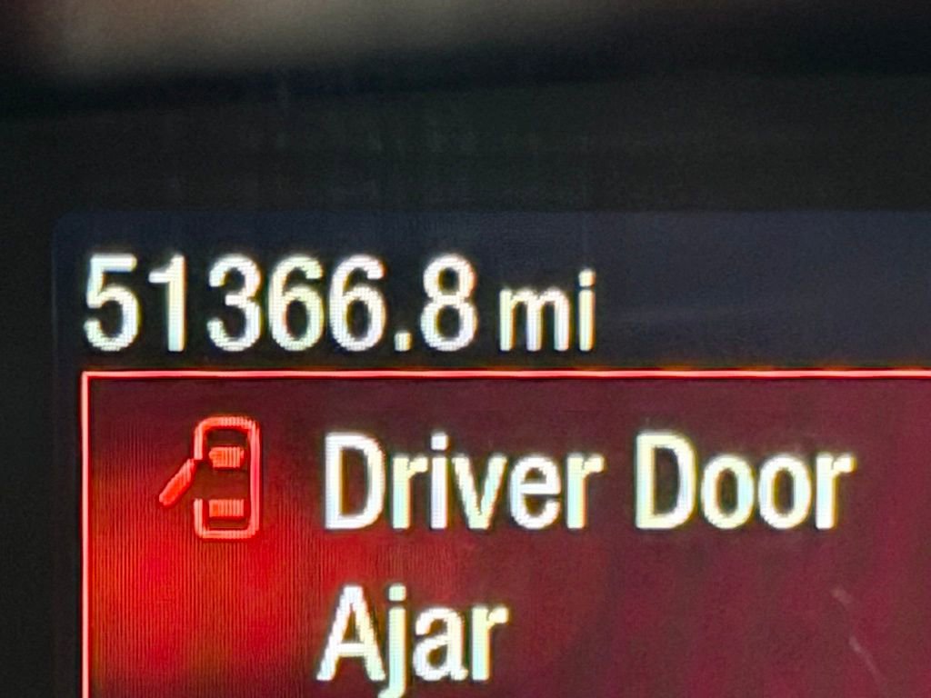 Used 2023 Ford Transit 350 XLT image 19