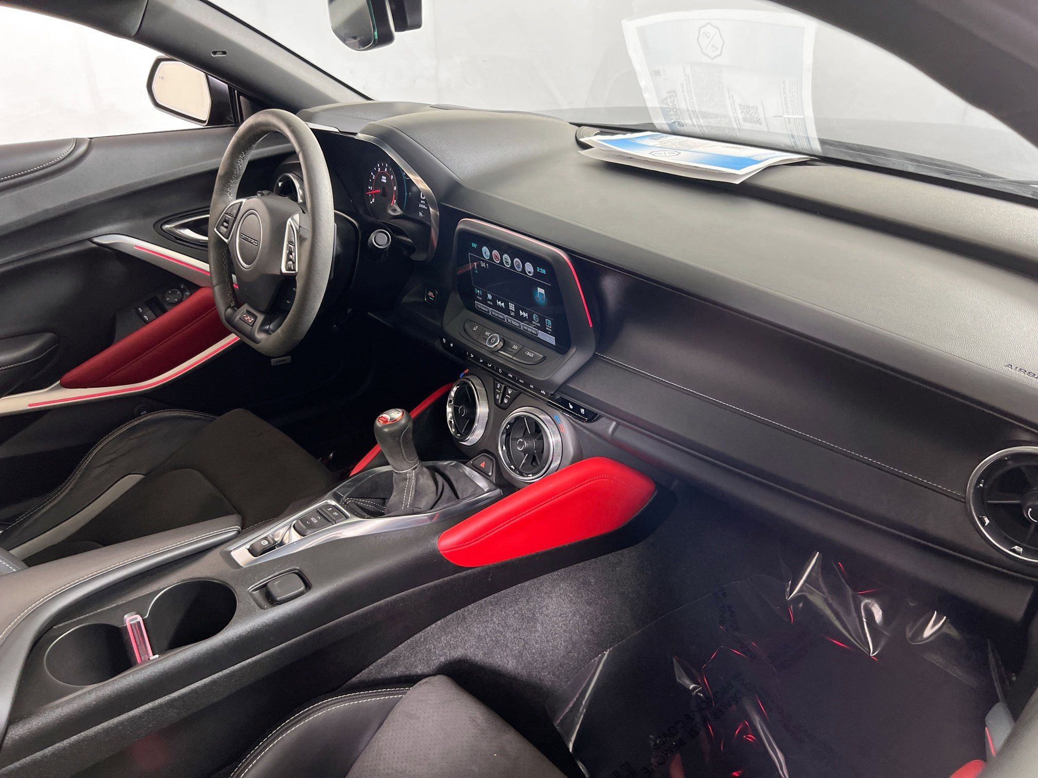 Used 2018 Chevrolet Camaro SS RWD image 28