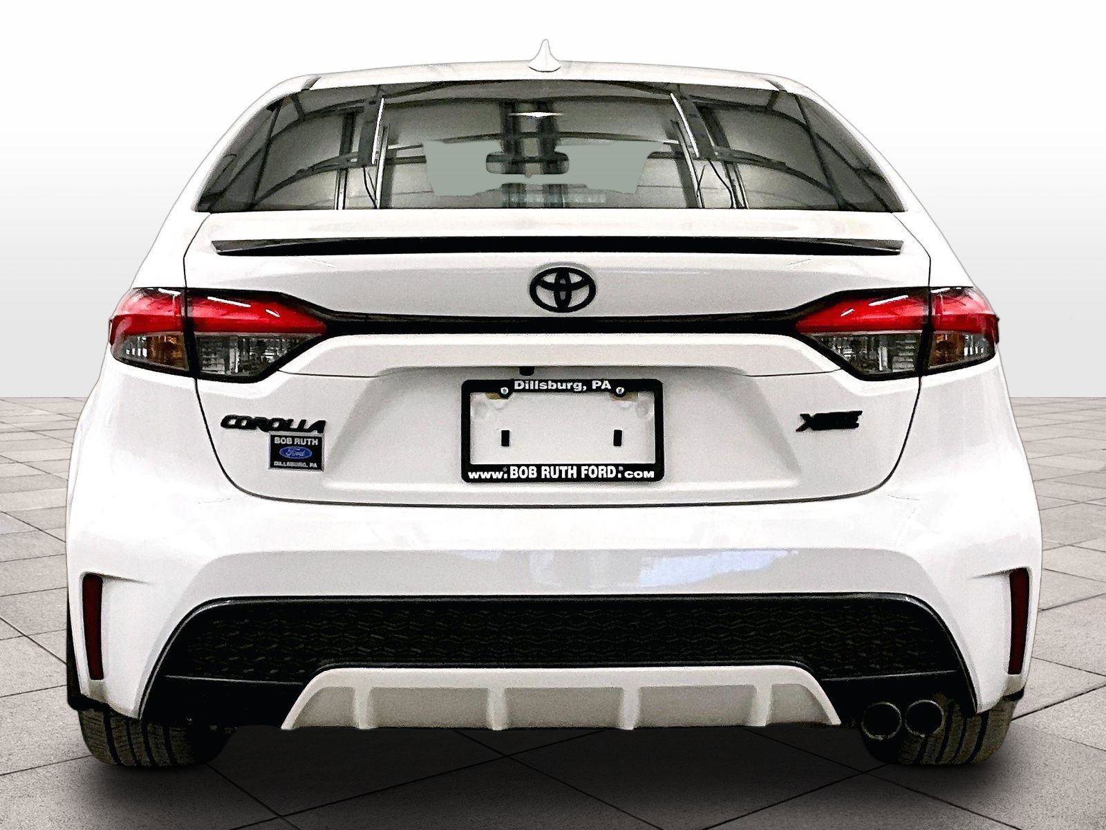 Used 2020 Toyota Corolla XSE FWD image 4