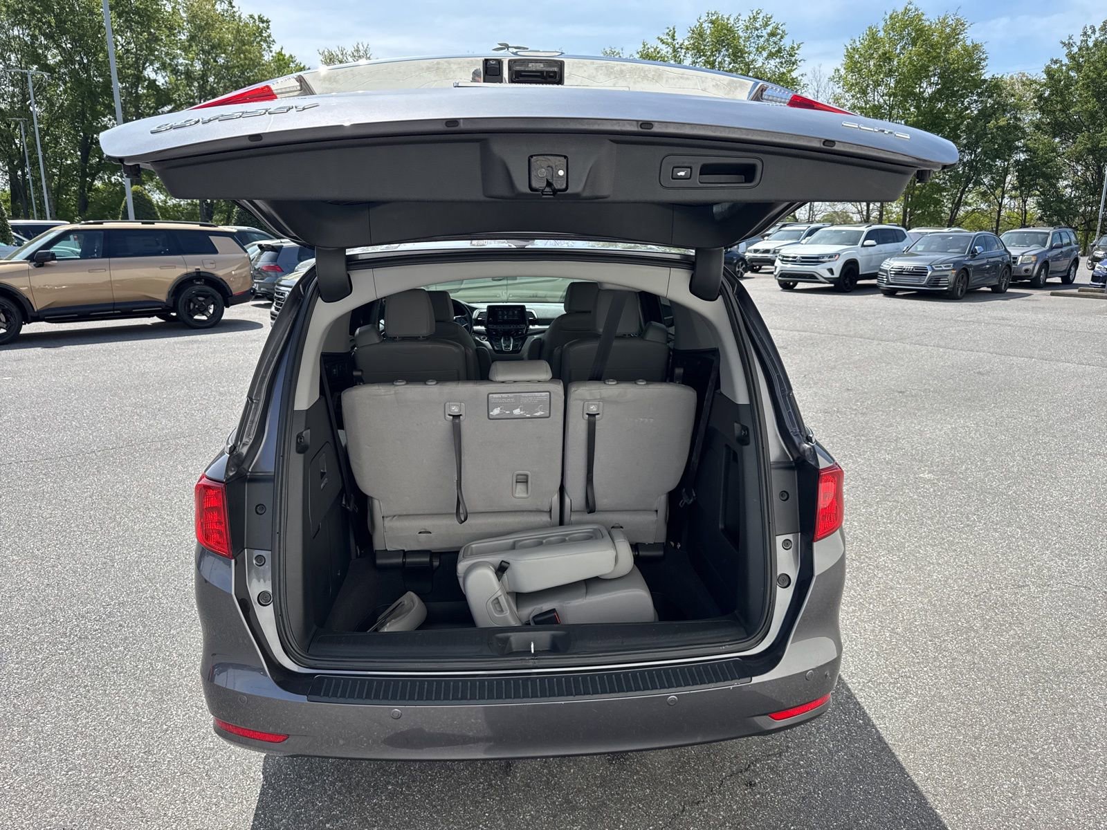 Used 2020 Honda Odyssey Elite image 10