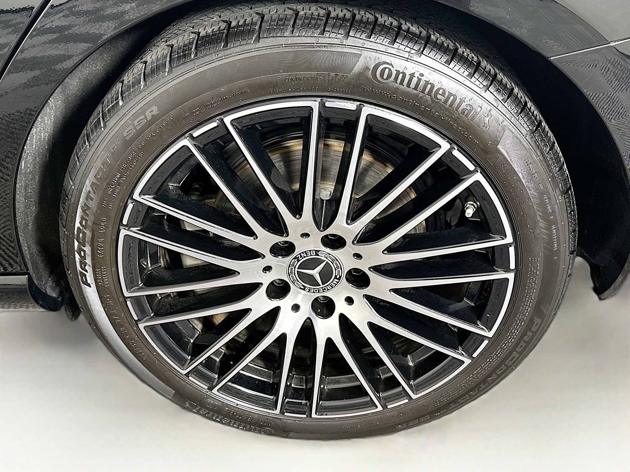 Used 2025 Mercedes-Benz C 300 4MATIC Sedan image 11