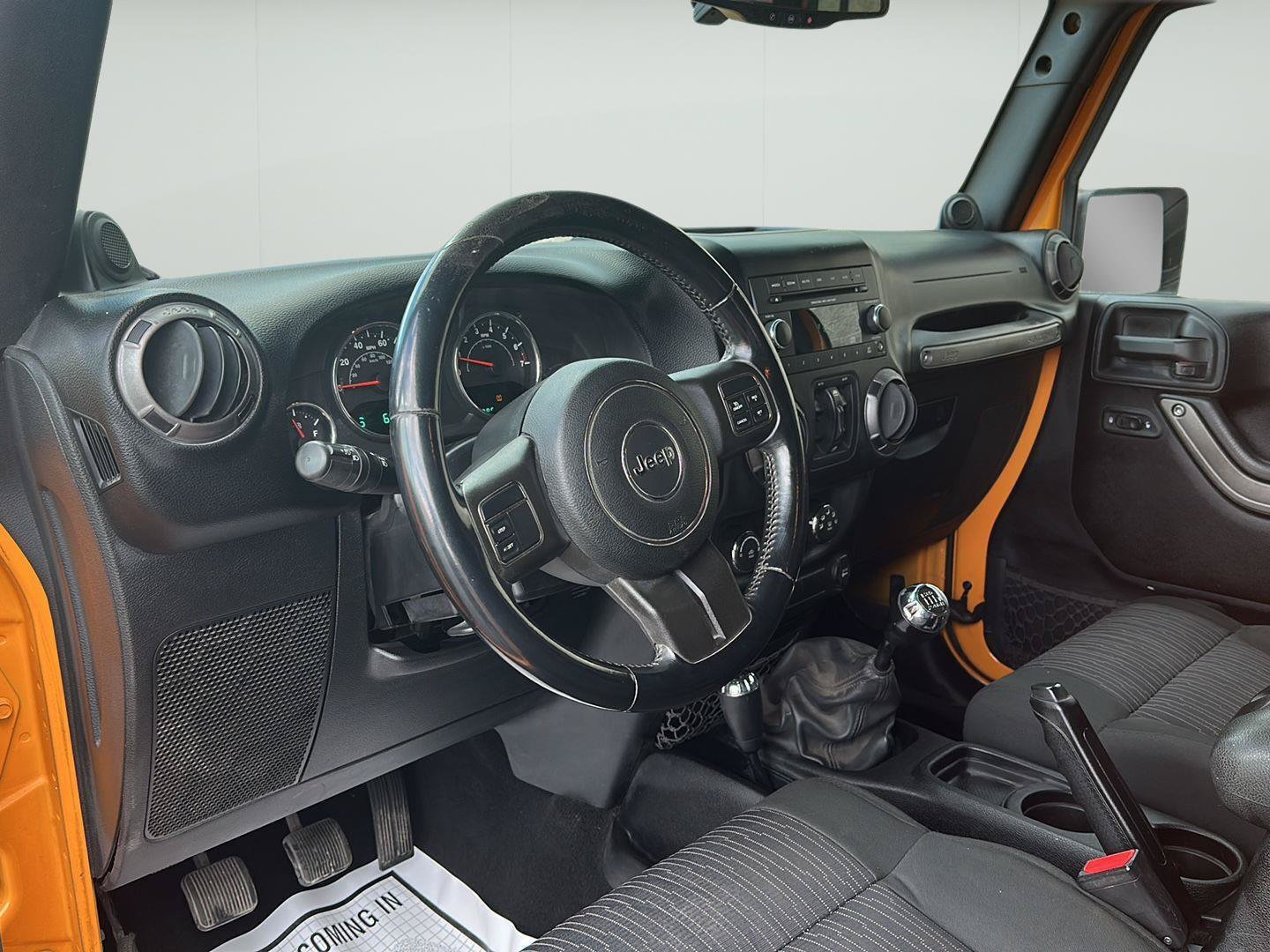 Used 2012 Jeep Wrangler Unlimited Sport AWD/4WD image 5