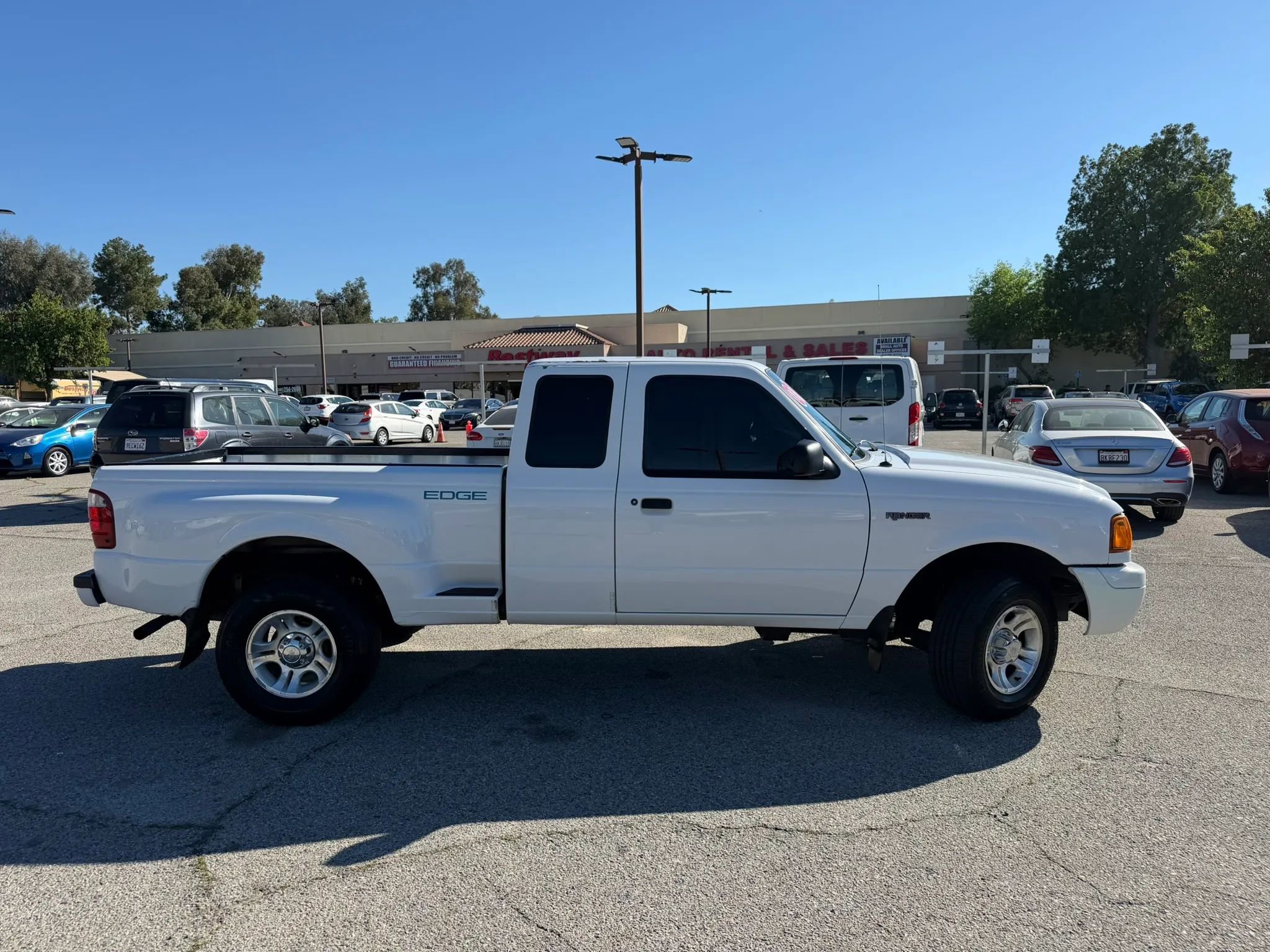 Used 2001 Ford Ranger 2WD SuperCab image 2
