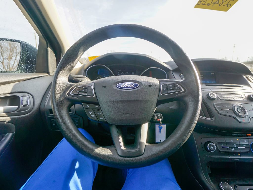 Used 2017 Ford Focus SE image 20