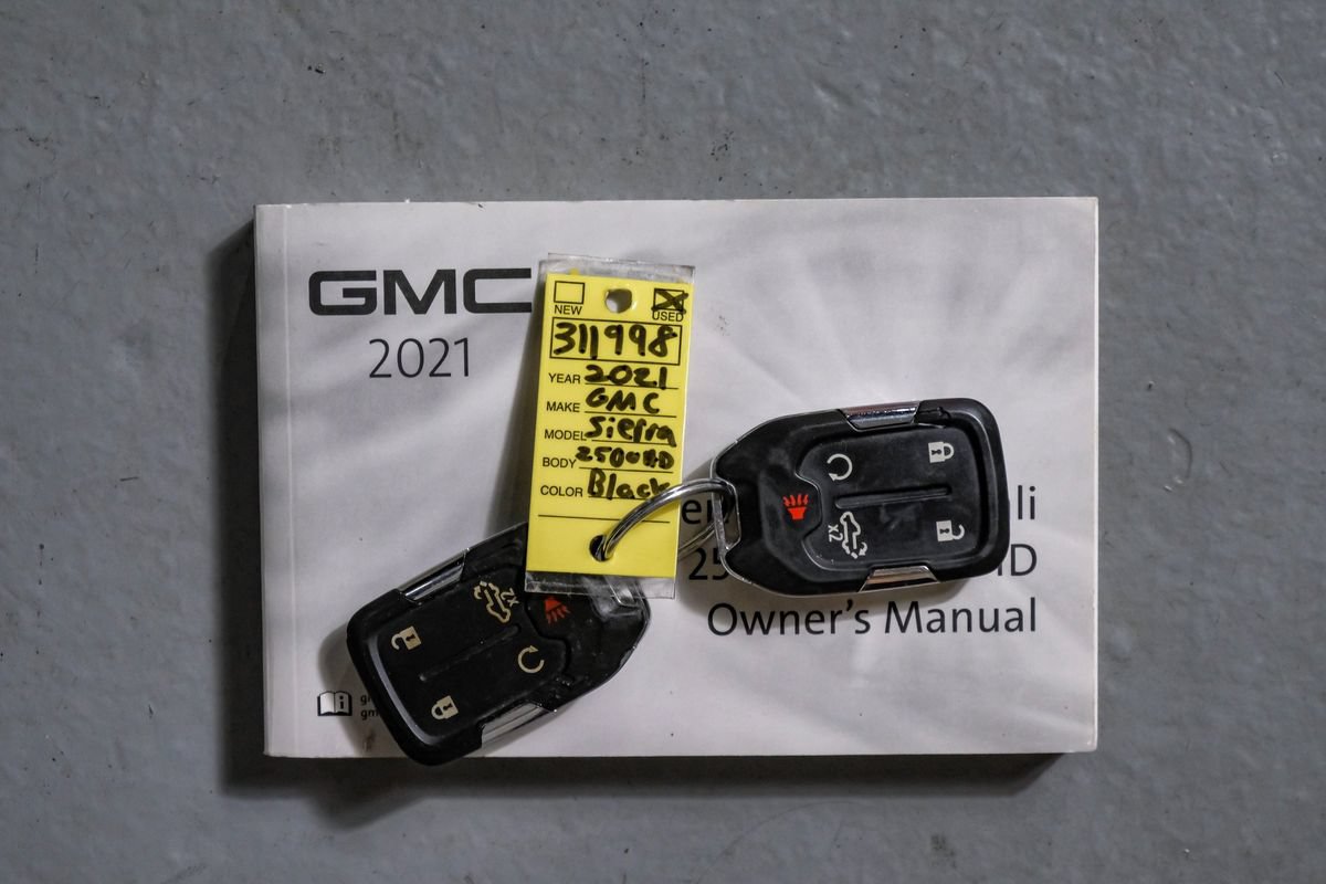Used 2021 GMC Sierra 2500 AT4 w/ Gooseneck/5TH Wheel Package AWD/4WD image 59