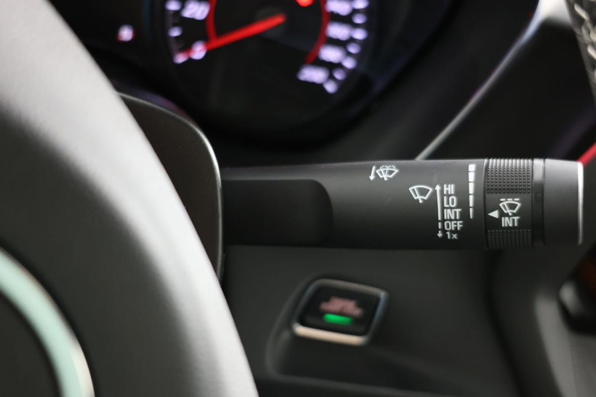 Used 2018 Chevrolet Camaro SS RWD image 27