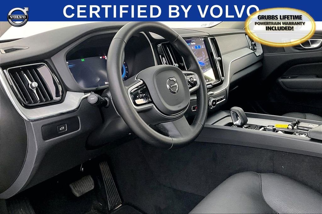 Certified 2025 Volvo XC60 B5 Plus image 18