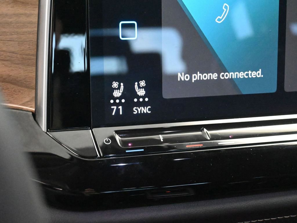 Used 2024 Volkswagen Atlas SE image 26