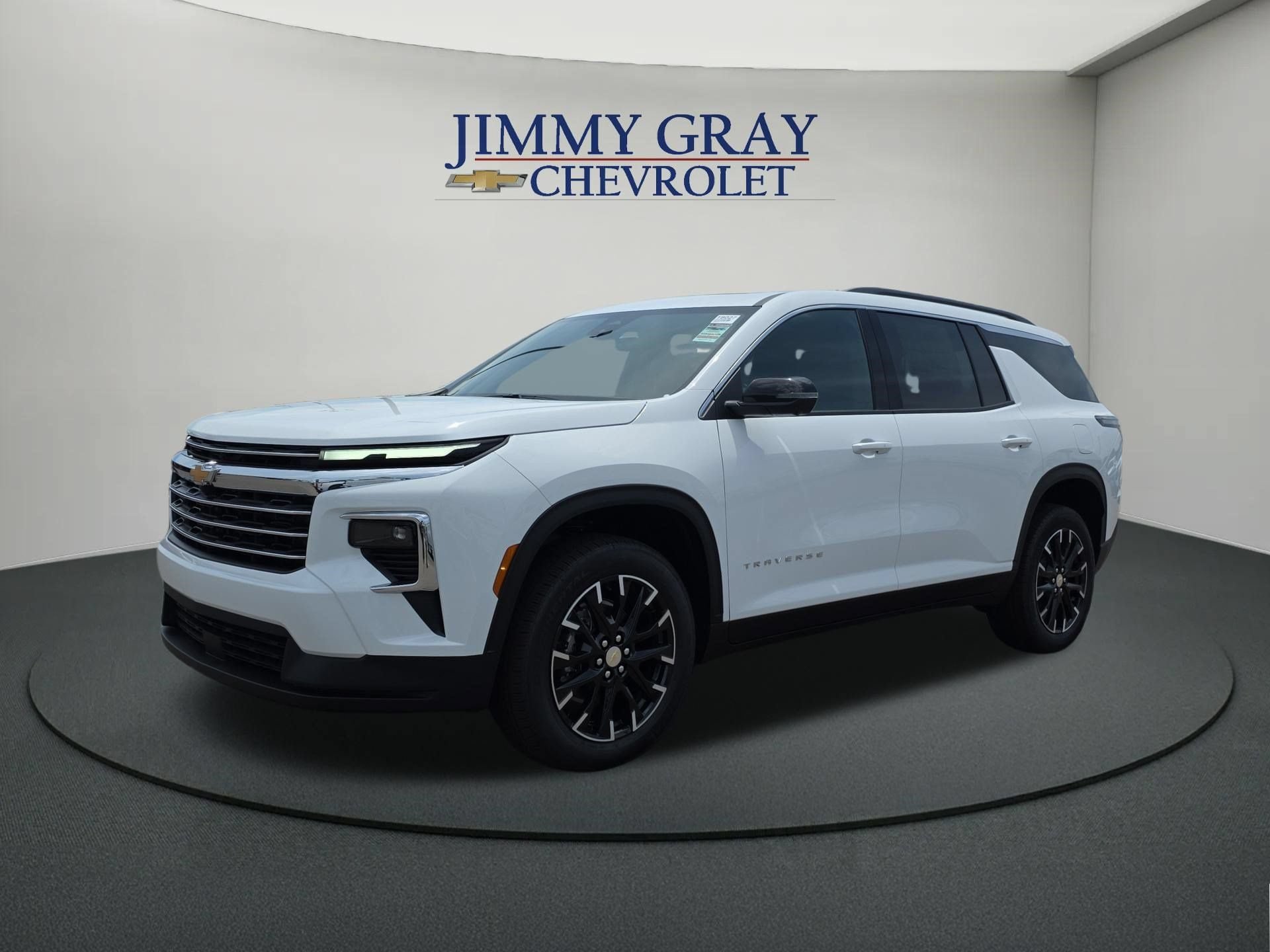 New 2026 Chevrolet Traverse LT w/ Sun and Wheel Package