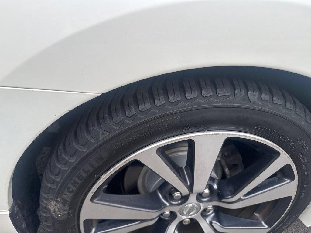 Used 2017 Nissan Maxima 3.5 SV FWD image 15