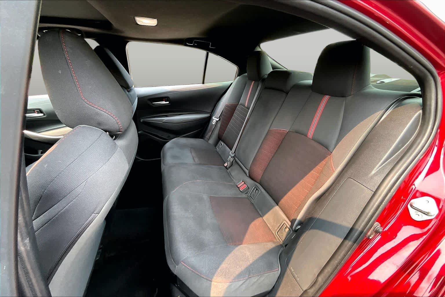 Used 2024 Toyota Corolla SE w/ SE Package FWD image 20