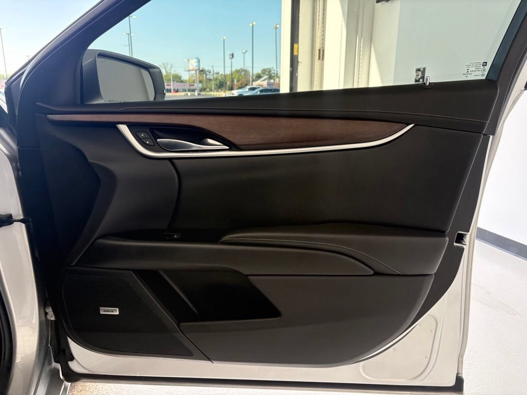 Used 2019 Cadillac XTS Luxury FWD image 47