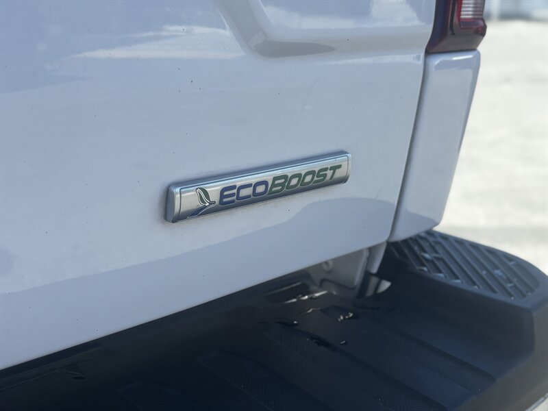 Used 2018 Ford F150 XLT w/ Equipment Group 302A Luxury RWD image 10