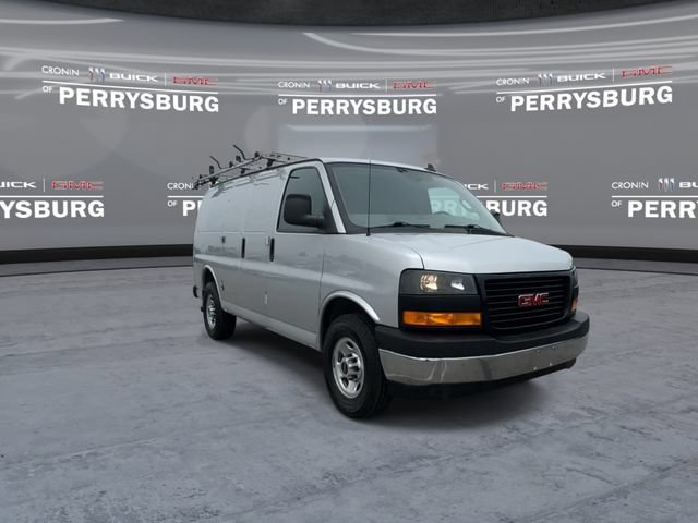 Used 2018 GMC Savana 2500 w/ Driver Convenience Package RWD image 2