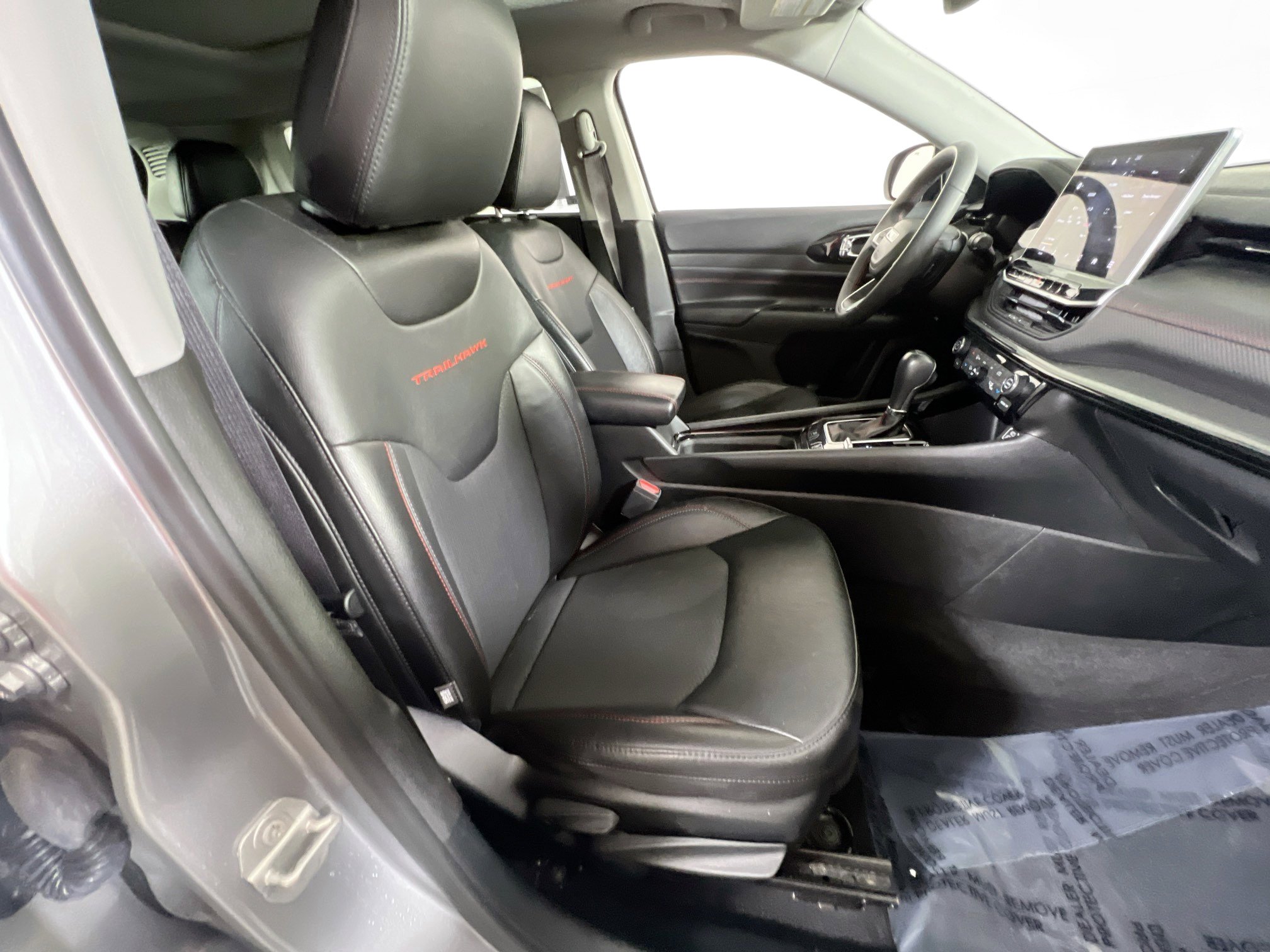 Used 2022 Jeep Compass Trailhawk w/ Sun and Sound Group image 27