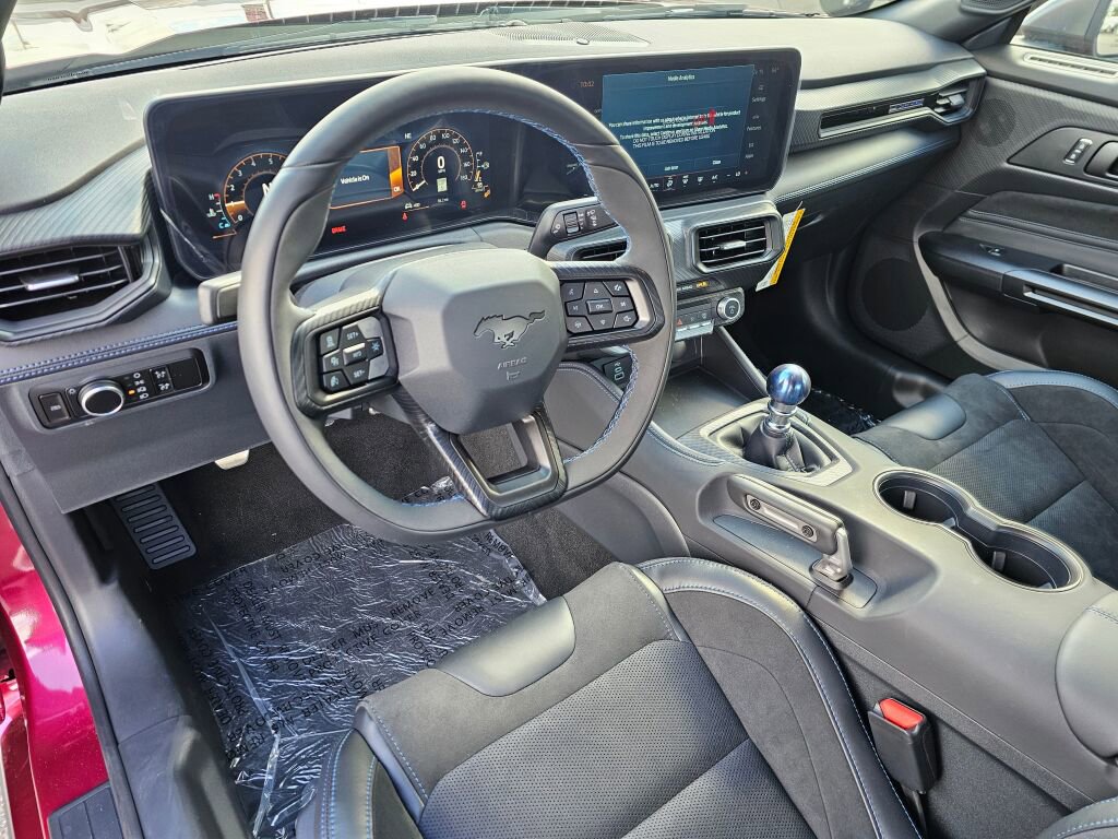 New 2025 Ford Mustang Dark Horse image 10
