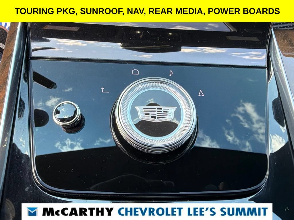 Used 2026 Cadillac Escalade Platinum Sport w/ LPO, ONYX Package AWD/4WD image 12