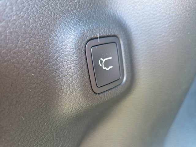 Used 2025 Jeep Compass Latitude w/ Sun & Sound Group image 16