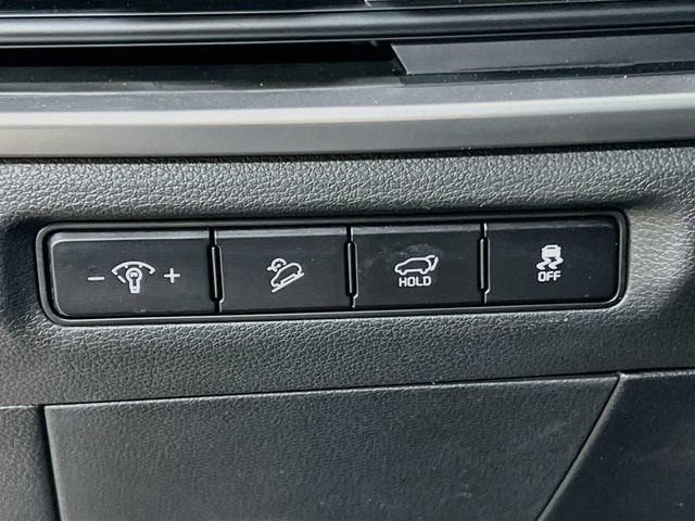 Certified 2024 Kia Telluride EX w/ EX Captain's Chair Package FWD image 10