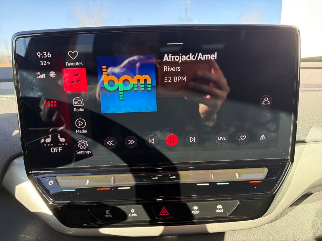 Certified 2023 Volkswagen ID.4 Pro S Plus image 20